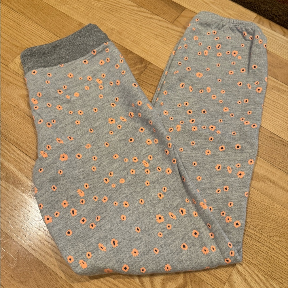 Sundry women’s floral sweatpants / joggers. Size small. Grey & orange. New